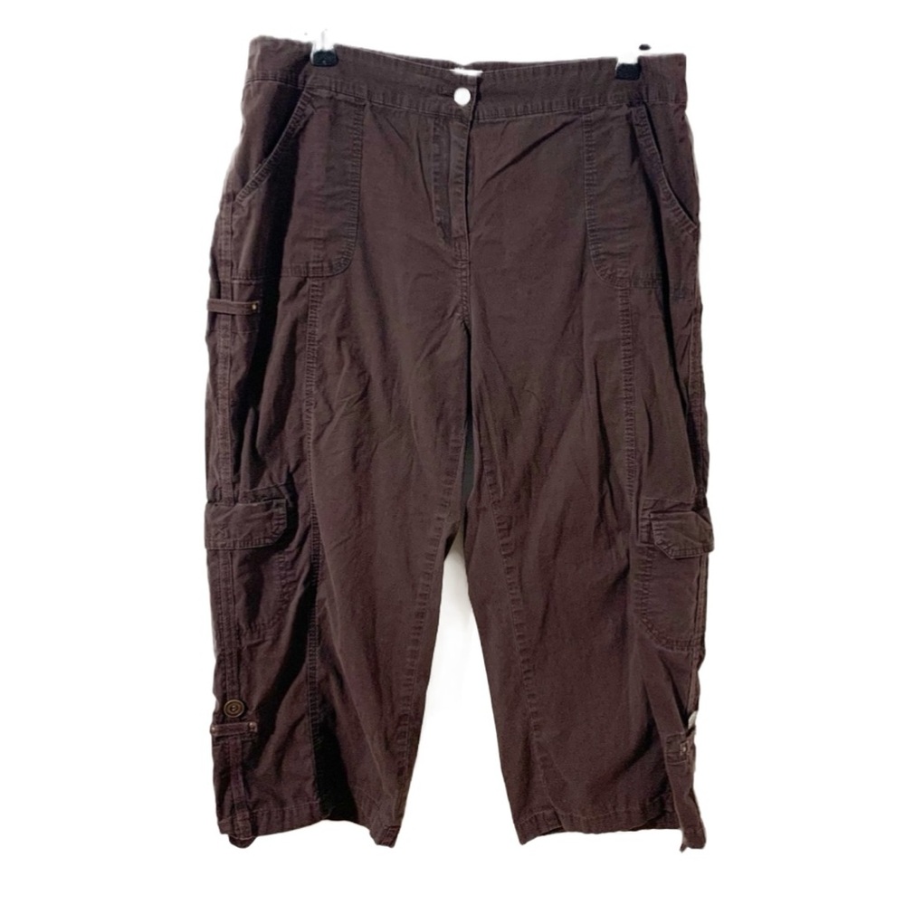 Chico’s Cotton Capris Length Cargo Like Pants Plenty of Pockets Buttons & Straps